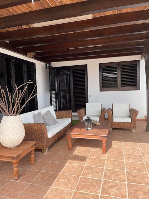 Villa Petronila Tias, Lanzarote Кониль Экстерьер фото