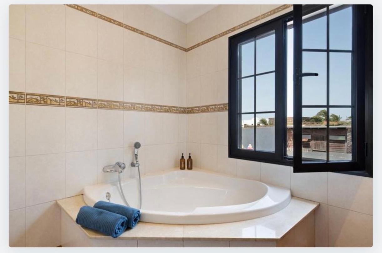 Villa Petronila Tias, Lanzarote Кониль Экстерьер фото
